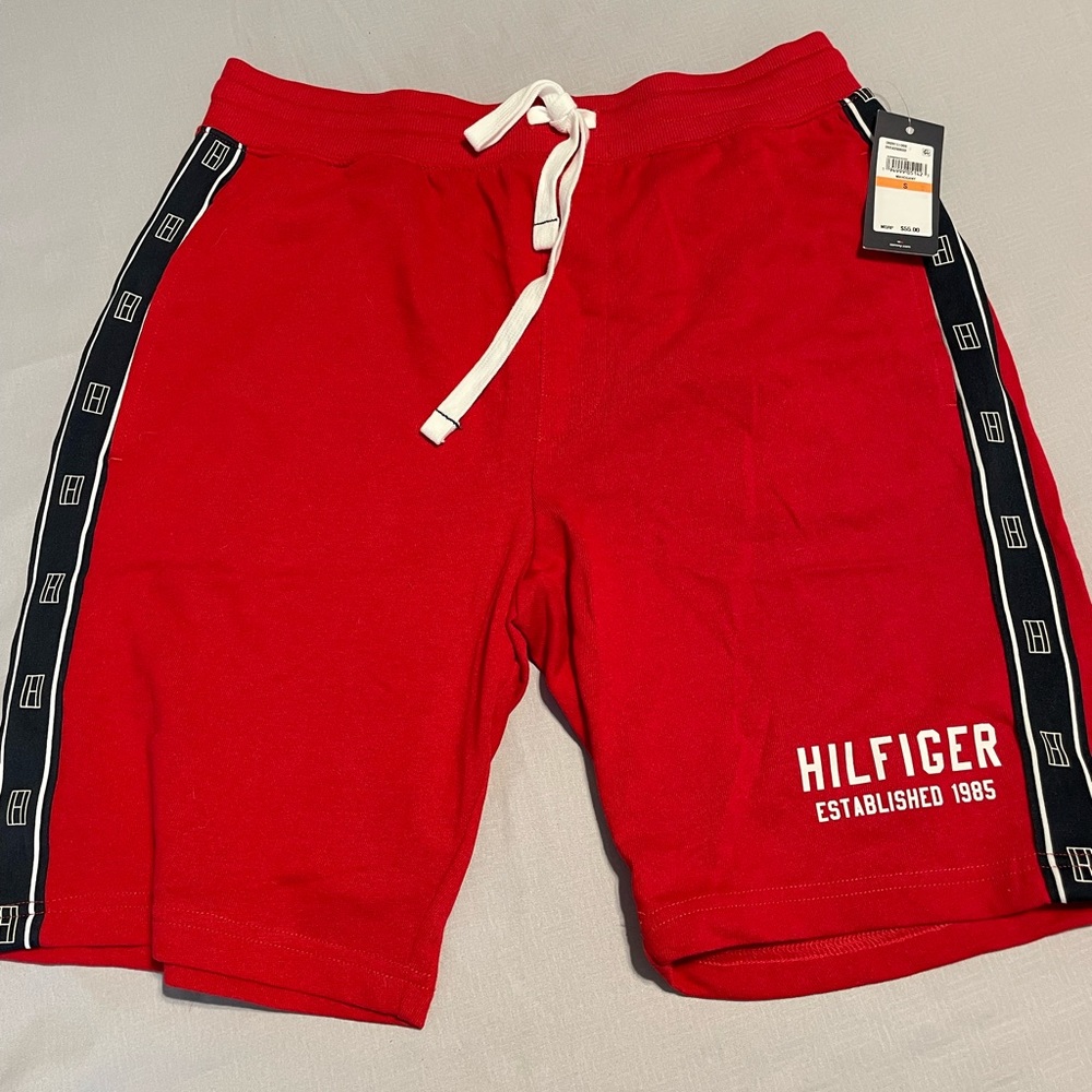 men's shorts, Tommy Hilfiger, size M, new.